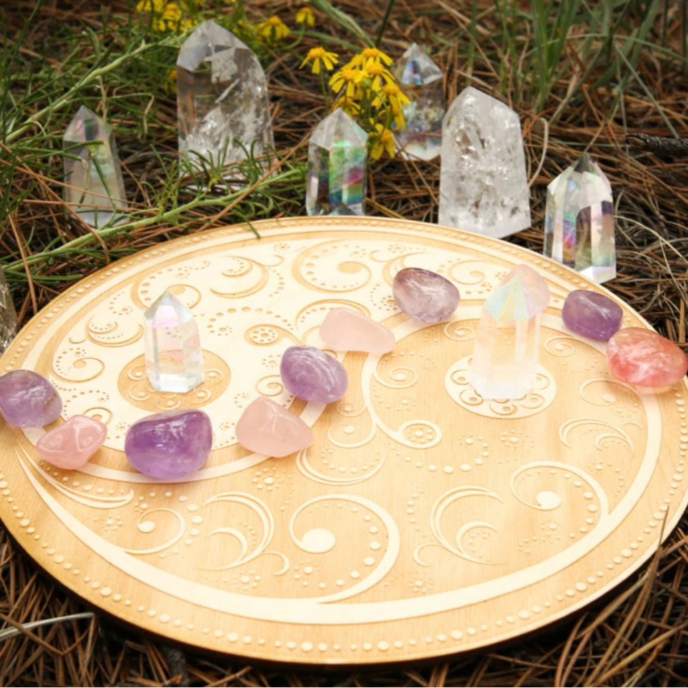 Crystal Ying Yang Grid